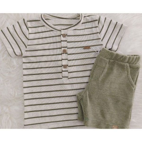 CONJUNTO CAMISETA COM PEITILHO LISTRADA E BERMUDA COM BOLSO GROW UP - Image 2